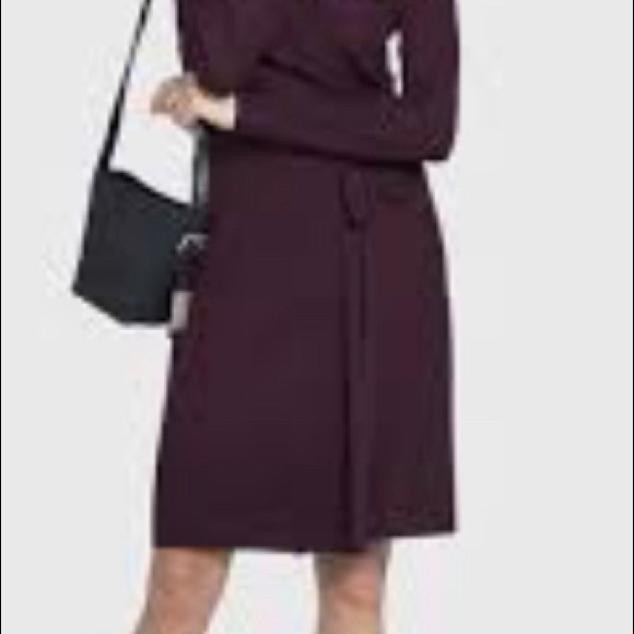 BLACK Wrap Dress - Picture 4 of 4